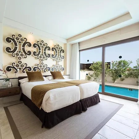 Puerto Del Carmen Sleeps 4 With Pool Air Con And Wifi *