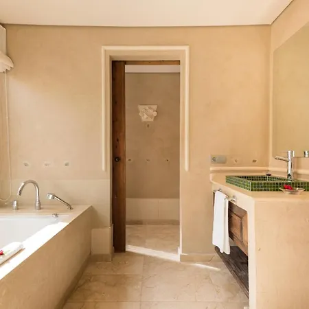 Villa Puerto Del Carmen Sleeps 4 With Pool Air Con And Wifi Puerto del Carmen (Lanzarote)